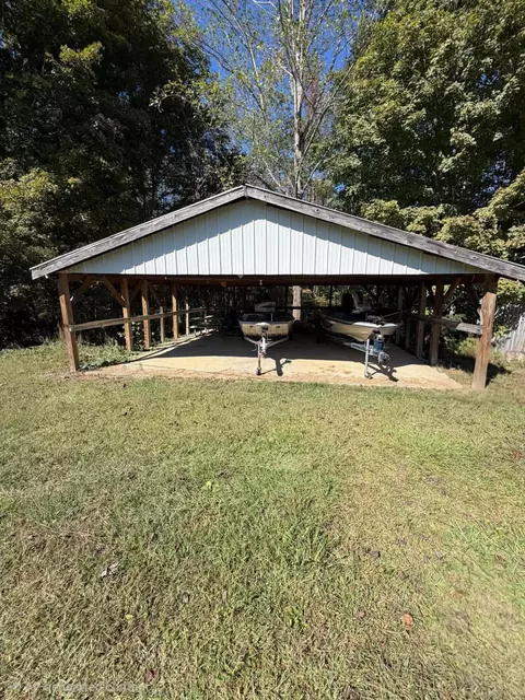 Exterior - 110 Indian Camp Trl, Corbin, KY 40701 photo 4 of 8