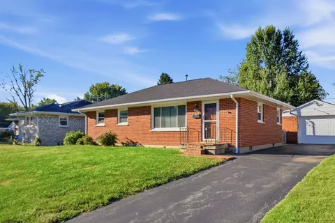 602 Freeman Dr, Lexington, KY 40505