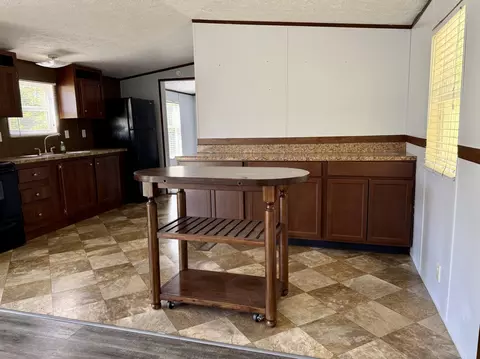 Kitchen - 239 Howards Creek Rd, Sandy Hook, KY 41171 photo 3 of 4