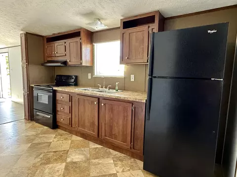 Kitchen - 239 Howards Creek Rd, Sandy Hook, KY 41171 photo 2 of 4
