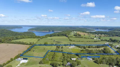 300 Mallard Dr, Monticello, KY 42633