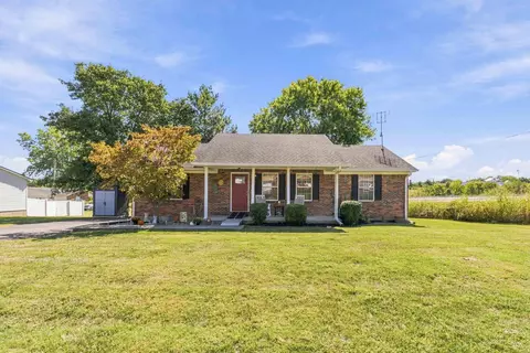 311 Chickasaw Trl, Stanford, KY 40484