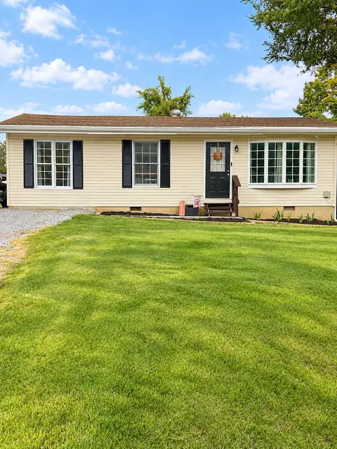 304 W Dale Ave, Eddyville, KY 42038