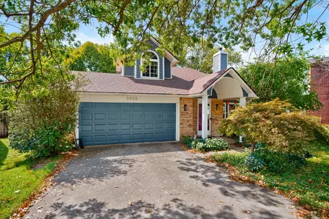 3925 Hillside Dr, Lexington, KY 40514