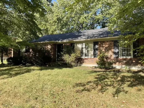 6309 Saranac Ct, Louisville, KY 40214