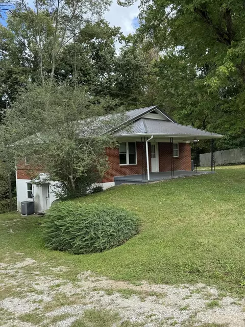 75 Clark St, Mount Vernon, KY 40456