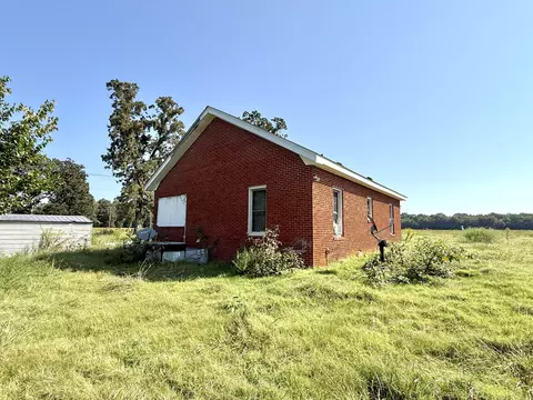 Exterior - 1795 Rob Mason Rd, Murray, KY 42071 photo 4 of 9