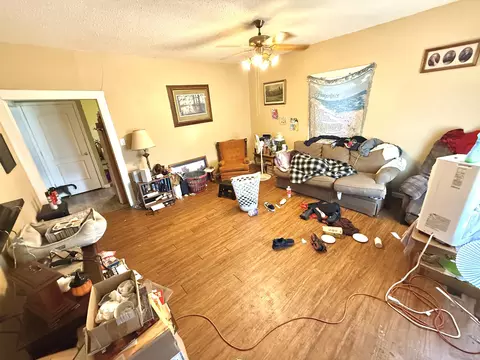 Living - 1795 Rob Mason Rd, Murray, KY 42071 photo 1 of 2