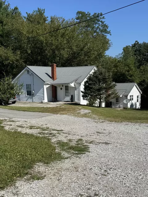 4555 Clark St, Mount Vernon, KY 40456