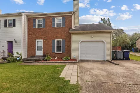 1416 Ridgecrest Dr, Lexington, KY 40517