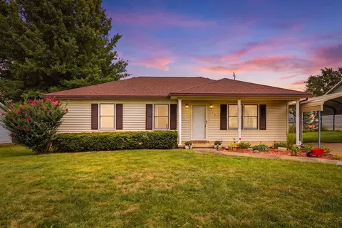113 Roark Ct, Lawrenceburg, KY 40342