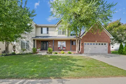1069 Cedar Ridge Ln, Versailles, KY 40383