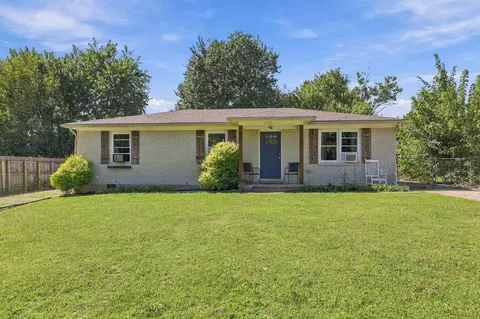310 Center St, Lawrenceburg, KY 40342
