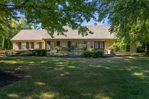712 Burkshire Dr, Lexington, KY 40502