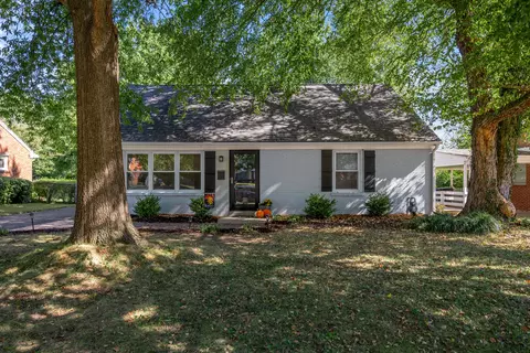 1653 Lindy Ln, Lexington, KY 40505