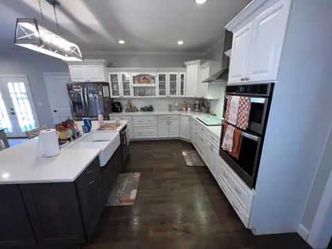 Kitchen - 11001 Cranston Rd, Morehead, KY 40351 photo 3 of 5