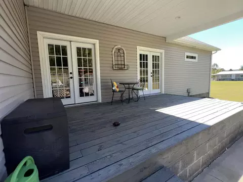 Exterior - 11001 Cranston Rd, Morehead, KY 40351 photo 6 of 21
