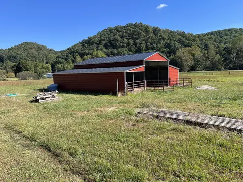 Exterior - 11001 Cranston Rd, Morehead, KY 40351 photo 3 of 21