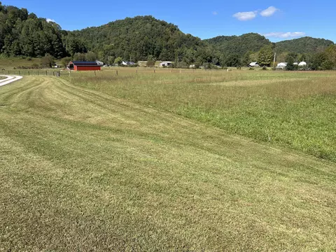 Exterior - 11001 Cranston Rd, Morehead, KY 40351 photo 17 of 21