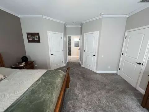 Bedroom - 11001 Cranston Rd, Morehead, KY 40351 photo 3 of 5