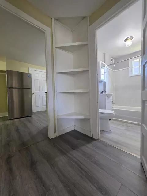 Entry Way - 433 Main Ave, Georgetown, KY 40324 photo 1 of 2
