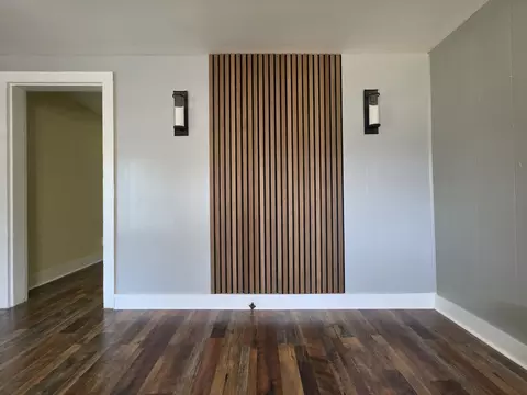 Living - 433 Main Ave, Georgetown, KY 40324 photo 5 of 6