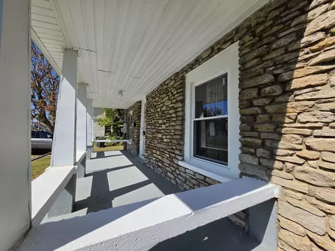 Exterior - 433 Main Ave, Georgetown, KY 40324 photo 7 of 11