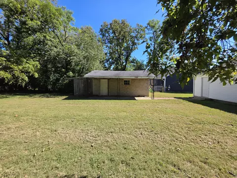 Exterior - 433 Main Ave, Georgetown, KY 40324 photo 10 of 11