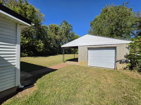 Exterior - 433 Main Ave, Georgetown, KY 40324 photo 9 of 11
