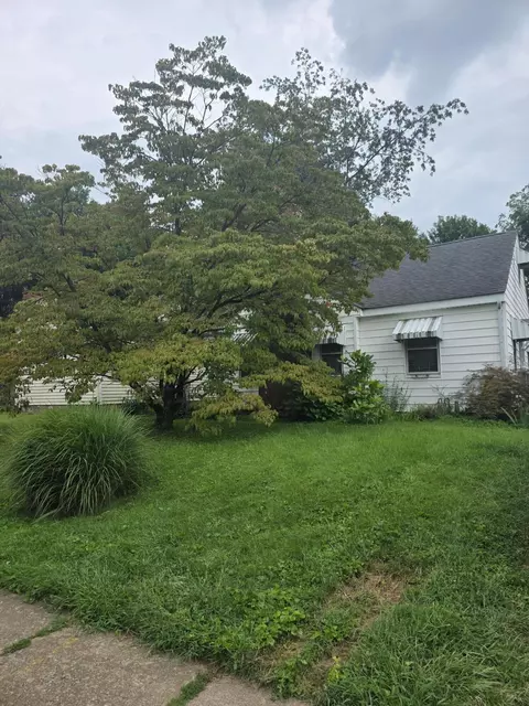 528 Henry Clay Blvd, Lexington, KY 40505
