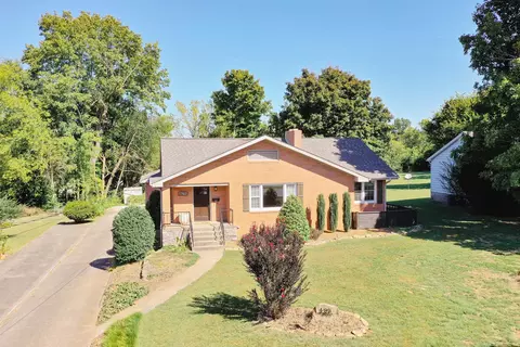 129 N Highland Ave, Princeton, KY 42445