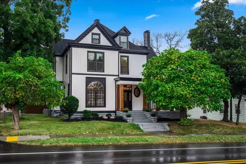 217 S Main St, Nicholasville, KY 40356