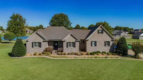 50 Chase Ln, Mayfield, KY 42066