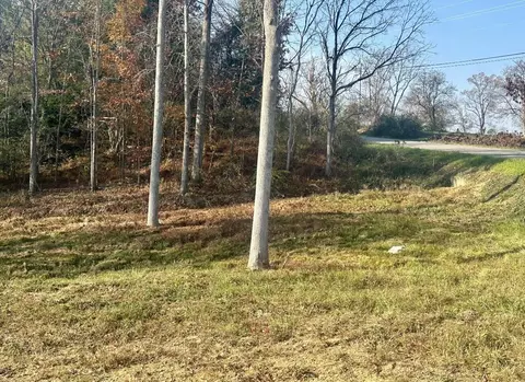 28 Hollywood Dr, Corbin, KY 40701 photo 2