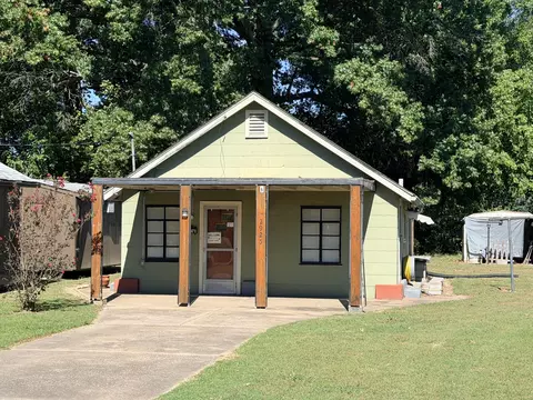 2925 Adams St, Paducah, KY 42001
