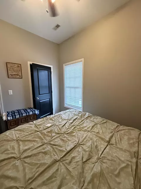 Bedroom - 133 Treebrook, Morehead, KY 40351 photo 2 of 3
