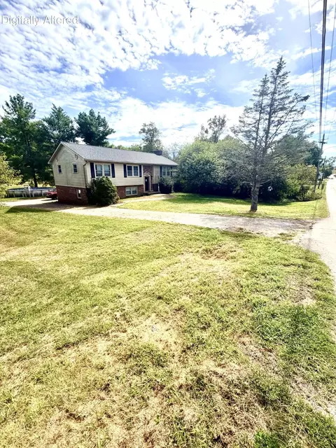 1750 Thatchers Mill Rd, Paris, KY 40361