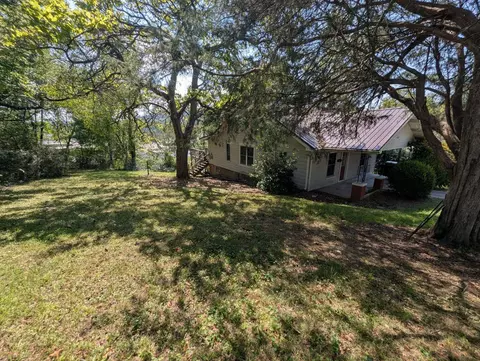 Exterior - 407 W 15th St, Corbin, KY 40701 photo 2 of 4