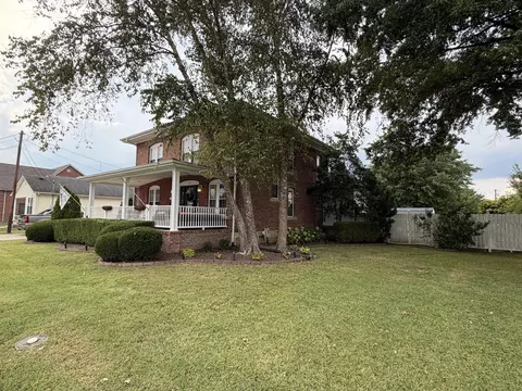 135 School St, Barbourville, KY 40906
