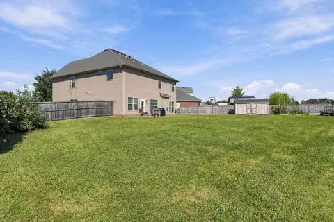 Exterior - 104 Julia Cir, Georgetown, KY 40324 photo 3 of 10