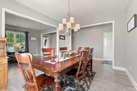 Dining - 104 Julia Cir, Georgetown, KY 40324 photo 2 of 2