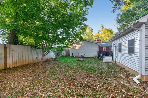 554 Sheridan Dr, Lexington, KY 40503