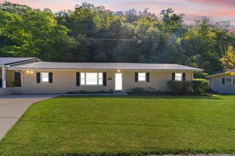442 Trimble Rd, Prestonsburg, KY 41653