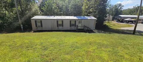 Exterior - 362 Dixie Pine Dr, Burnside, KY 42519 photo 2 of 7