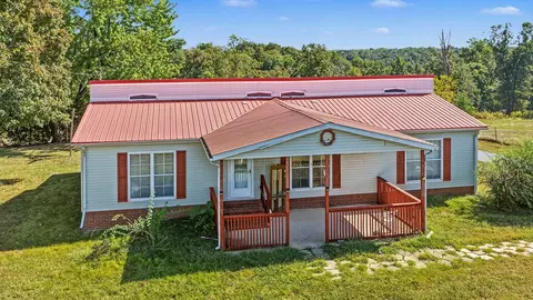15374 Mount Carmel-hawkins Rd, Cerulean, KY 42215