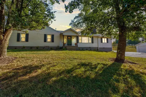 3833 Levee Rd, Mount Sterling, KY 40353