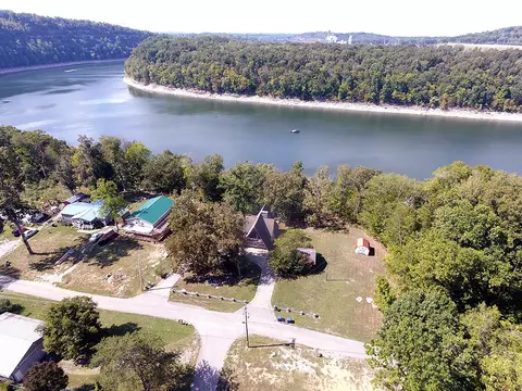 View/Area - 992 Stonegate Dr, Burnside, KY 42519 photo 1 of 13