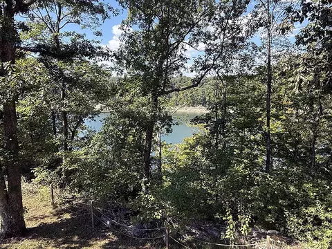 View/Area - 992 Stonegate Dr, Burnside, KY 42519 photo 3 of 13