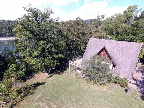 Exterior - 992 Stonegate Dr, Burnside, KY 42519 photo 9 of 9