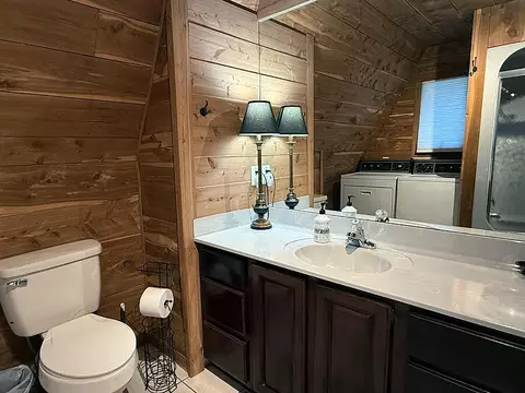 Bath - 992 Stonegate Dr, Burnside, KY 42519 photo 3 of 3